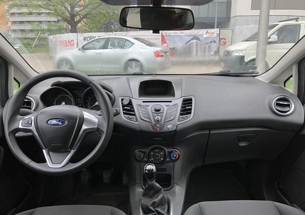 Ford Fiesta cena 25900 przebieg: 111000, rok produkcji 2013 z Wrocław małe 277